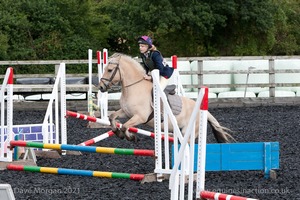 Class 1 - Fences 1'6 to 1'9